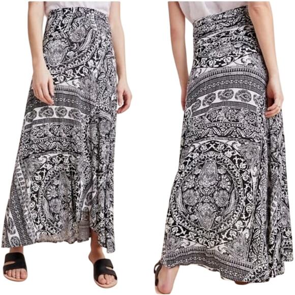 Anthropologie Maeve Issa Maxi Skirt Medallion Print Jersey Knit Black White XS - Picture 1 of 10
